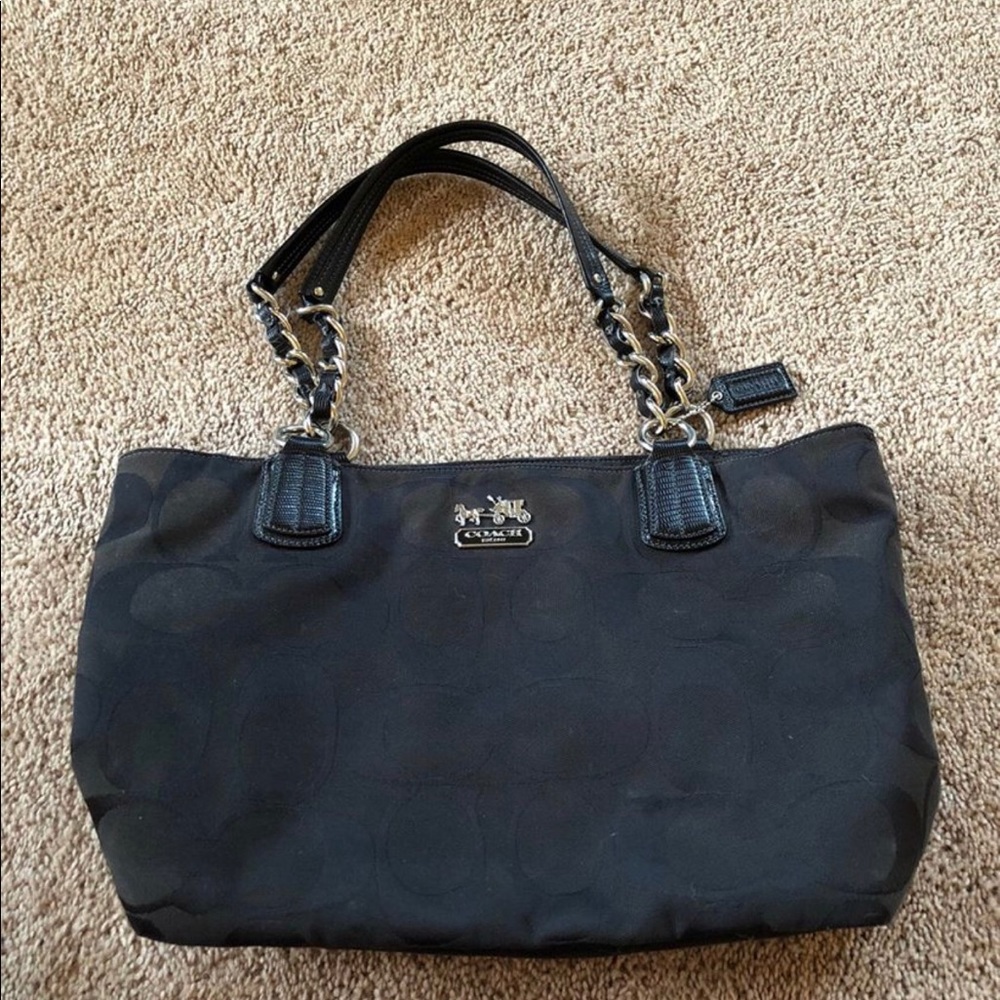Coach Signature Classic C Zip Top Tote Handbag